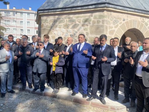  AK Parti Osmancık'ta Seçim Startını, Koyunbaba Türbesinde verdi 1