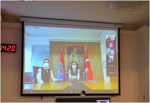 Öğrenciler Jandarma tarafından uzaktan video konferans sistemi ile bilgilendirildi 