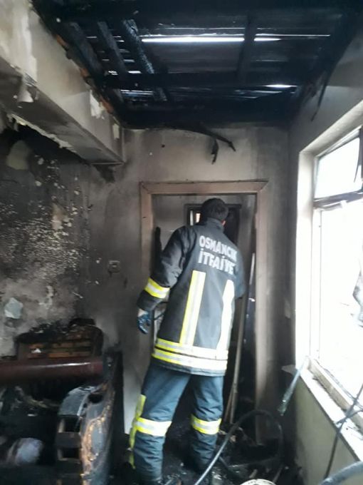  Osmancık Çampınar Köyü'nde ev yangını 10