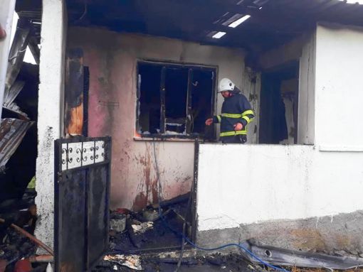  Osmancık Çampınar Köyü'nde ev yangını 6