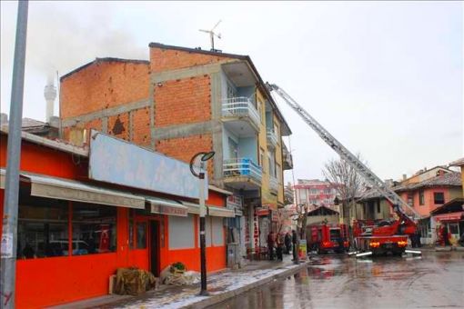  Osmancık Çarşı içinde yangın paniği