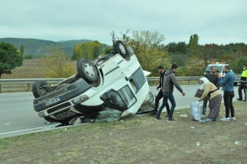  Osmancık Gümüşhacıköy yolunda minibüs devrildi 18 yaralı 2