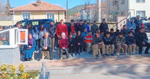  Osmancık'ta 18 Mart Şehitleri Anma Günü ve Çanakkale Zaferi'nin 109. Yılında şehitlik ziyaret edildi 2
