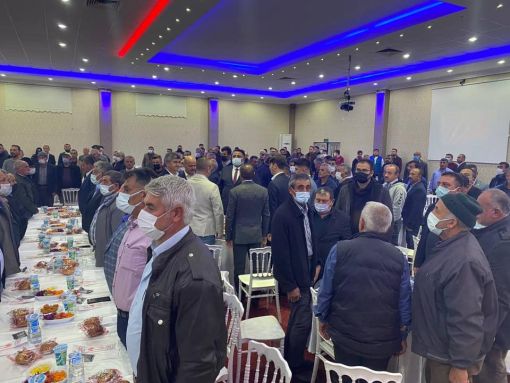  Osmancık'ta AK Parti liler yemekte buluştu 4