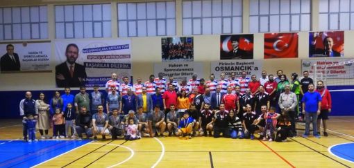  Osmancık'ta düzenlene voleybol turnavasında MEM şampiyon oldu 1