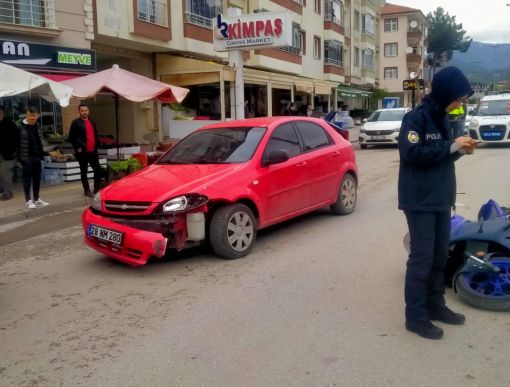  Osmancık'ta otomobille motosiklet çarpıştı 1 yaralı 5