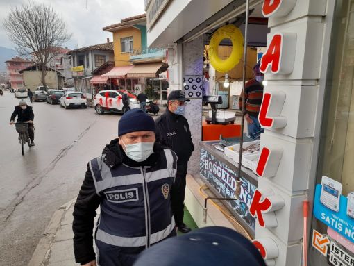 Osmancık’ta polisten 'maske' denetimi
