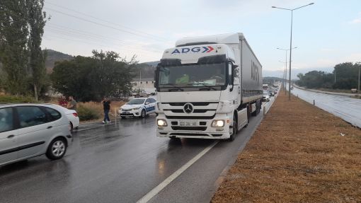  Osmancık'ta trafik kazası ucuz atlatıldı 3