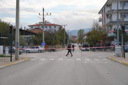  Osmancık’ta Mahkeme kararı nedeniyle mülk sahipleri caddeyi yaya ve araç trafiğine kapattı 9