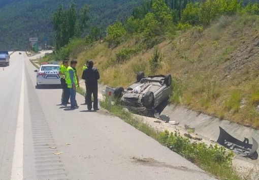  Osmancık’ta otomobil takla attı 2 yaralı 