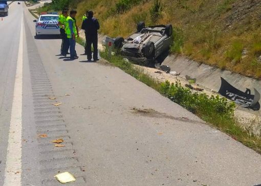  Osmancık’ta otomobil takla attı 2 yaralı 2