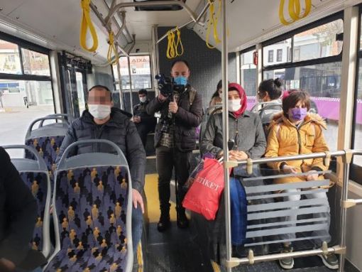  Sivil polislerden, otobüslerde koronavirüs denetimi 1