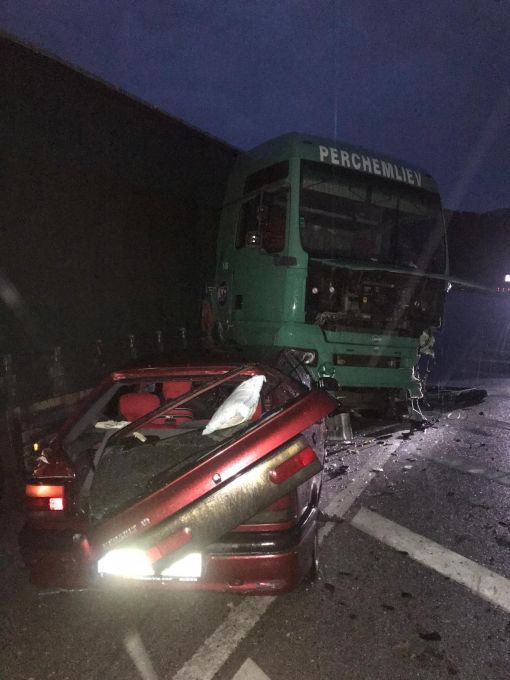  Zincirleme trafik kazası İstanbul-Samsun D-100 karayolu 1 saat araç trafiğine kapandı.5 yaralı 2
