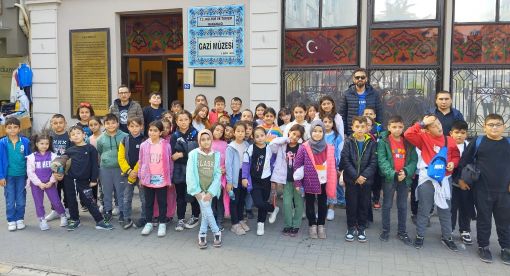  75. Yıl Cumhuriyet ilkokulu Samsun'u gezdi 6