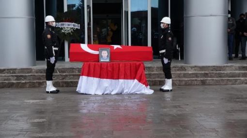  Kalp krizinden hayatını kaybeden çevik kuvvet polisi için tören 2