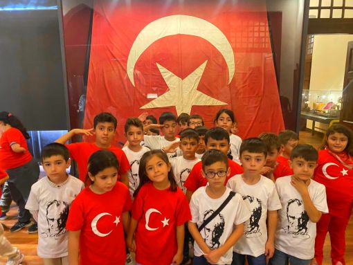  Osmancık 75.Yıl Cumhuriyet İlkokulu Ata’sını ziyaret etti 17