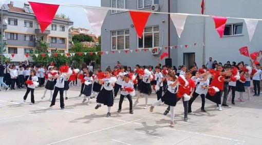 Osmancık 75.Yıl Cumhuriyet İlkokulu’nda 23 Nisan Ulusal Egemenlik ve Çocuk Bayramı bir başka kutland  6