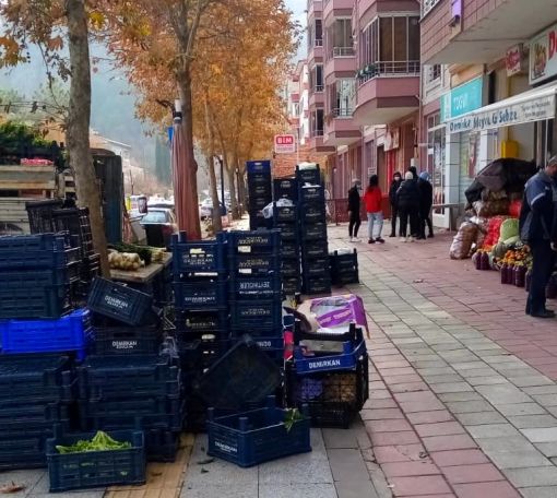  Osmancık Belediyesi Zabıta Müdürlüğünden marketlerde etiket ve kaldırım işgali denetimi 2