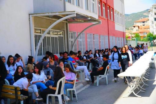  Osmancık Cumhuriyet Anadolu Lisesi' nde Geleneksel 16. Pilav Günü 4