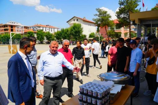  Osmancık Cumhuriyet Anadolu Lisesi' nde Geleneksel 16. Pilav Günü 5
