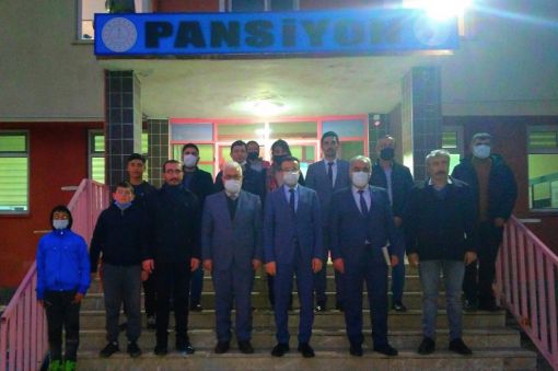  Osmancık Kaymakamı Akpay'dan okul ve kurumlara ziyaret  1