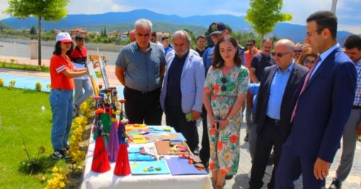  Osmancık Mehmet Akif Ersoy Ortaokulu Görsel Sanatlar Yıl Sonu Sergisi göz doldurdu 12