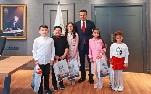  Osmancık'ta 23 Nisan Ulusal Egemenlik ve Çocuk Bayramı coşku ile kutlandı 7