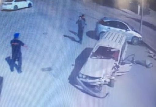  Osmancık'ta  iki otomobili çarpıştı 1 yaralı 2