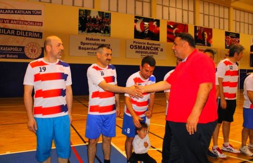  Osmancık'ta düzenlene voleybol turnavasında MEM şampiyon oldu 15