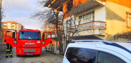  Osmancık'ta elektrik kontağından çıkan yangın korkuttu1