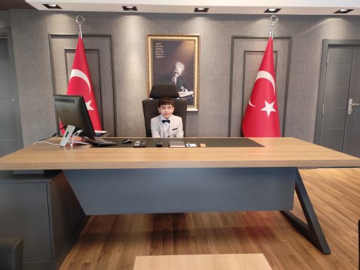   Osmancık'ta makam koltukları öğrencilere emanet edildi  3