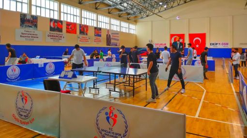  Osmancık'ta masa tenisi turnuvası yapıldı