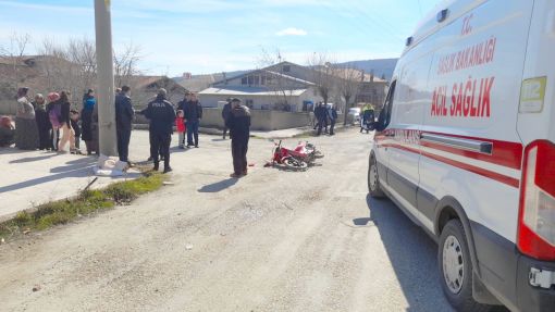  Osmancık'ta Motosiklet hafriyat kamyonu ile  çarpıştı 2 yaralı 6