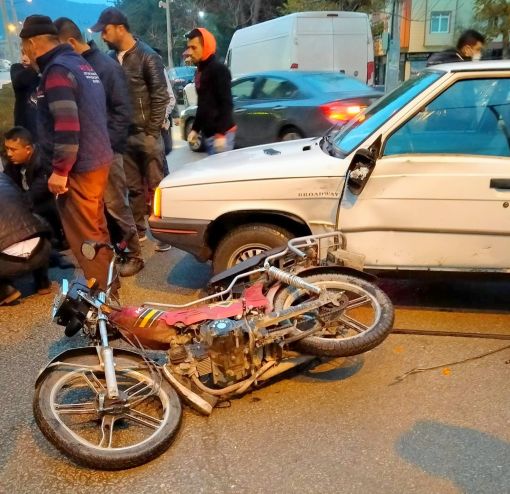  Osmancık'ta Motosiklet ile Otomobil Çarpıştı 1 ağır yaralı 6