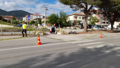  Osmancık'ta Motosikletle elektrikli bisiklet çarpıştı 2 yaralı 6