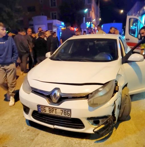  Osmancık'ta motosikletle otomobil çarpıştı 1 yaralı 1