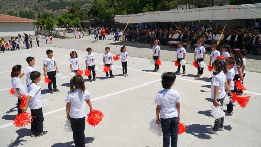   Osmancık'ta öğrenciler Bahar Şenliği'nde eğlendiler 2