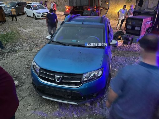 Osmancık'ta otomobil baraja düşmekten son anda kurtarıldı 2
