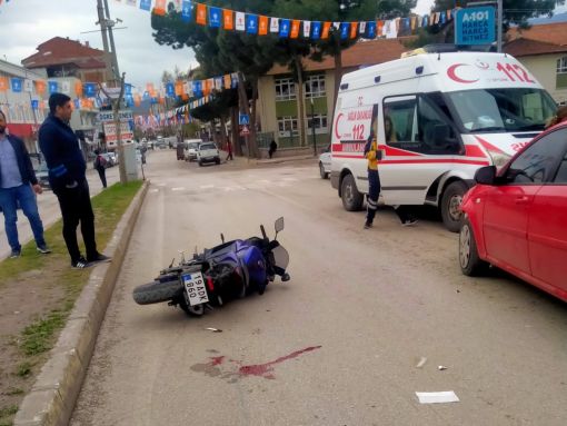 Osmancık'ta otomobille motosiklet çarpıştı 1 yaralı 3