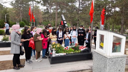 Osmancık'ta Şehit Şenay Aybüke Yalçın öğretmen mezarı başında anıldı