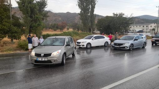  Osmancık'ta trafik kazası ucuz atlatıldı 2