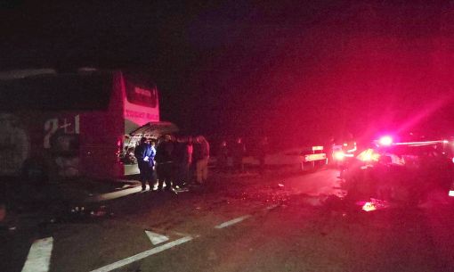  Osmancık'ta yine aynı kavşak yine otobüs kazası 6 yaralı 2