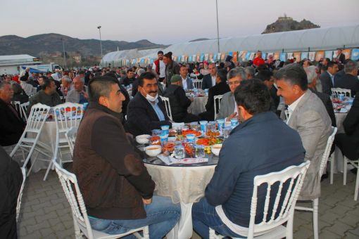  Osmancık’ta  AK Parti Teşkilatının  Vefa İftarında buluştular 10