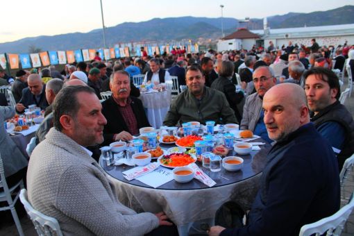  Osmancık’ta  AK Parti Teşkilatının  Vefa İftarında buluştular 15