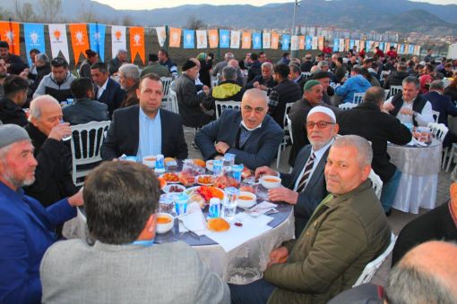  Osmancık’ta  AK Parti Teşkilatının  Vefa İftarında buluştular 7