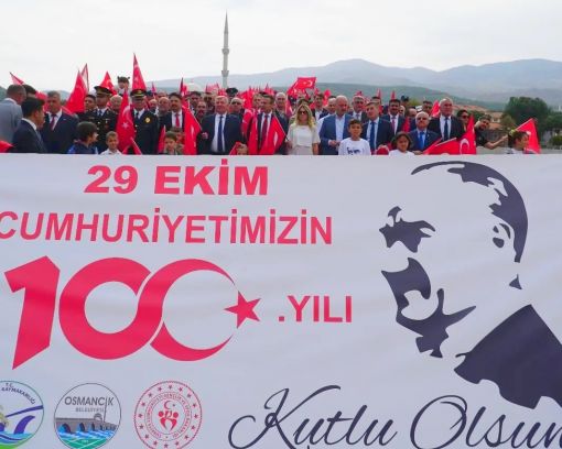  Osmancık’ta Cumhuriyetimizin 100. yılı yürüyüşü düzenlendi 11