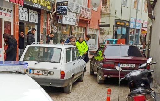  Osmancık’ta otomobiller çarpıştı 2