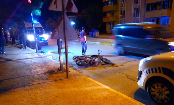 Osmancık'ta otomobille motosiklet çarpıştı 1 yaralı